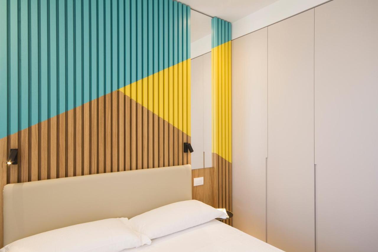Alexandra - Beach Front - Healthy Xxl Breakfast & Brunch Included Until 12 30pm Misano Adriatico
