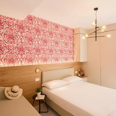 Hotel Alexandra - Beach Front - Healthy Xxl Breakfast & Brunch Included Until 12 30Pm Misano Adriatico Exterior photo
